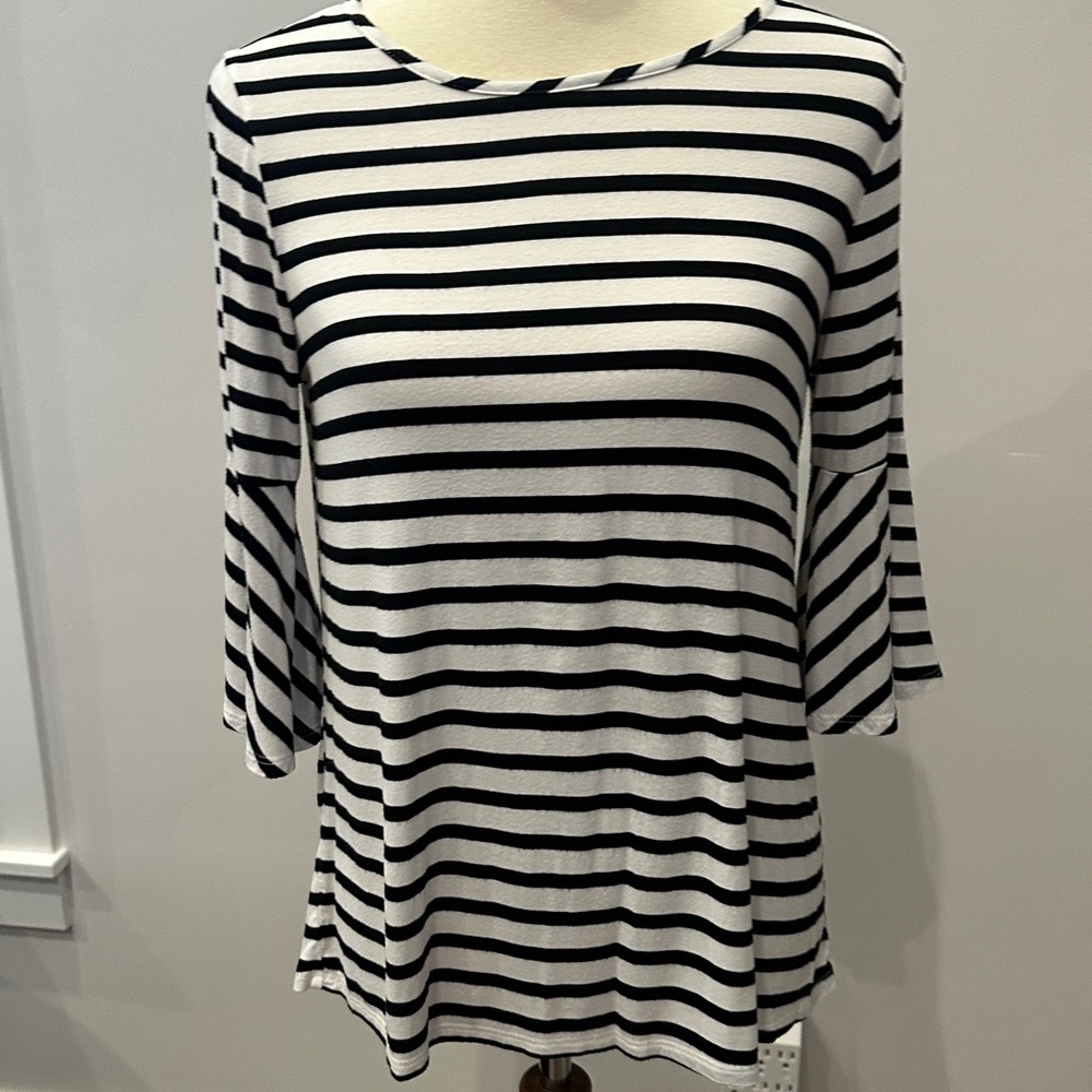 💙 Classic Striped Long Sleeve Top 💙